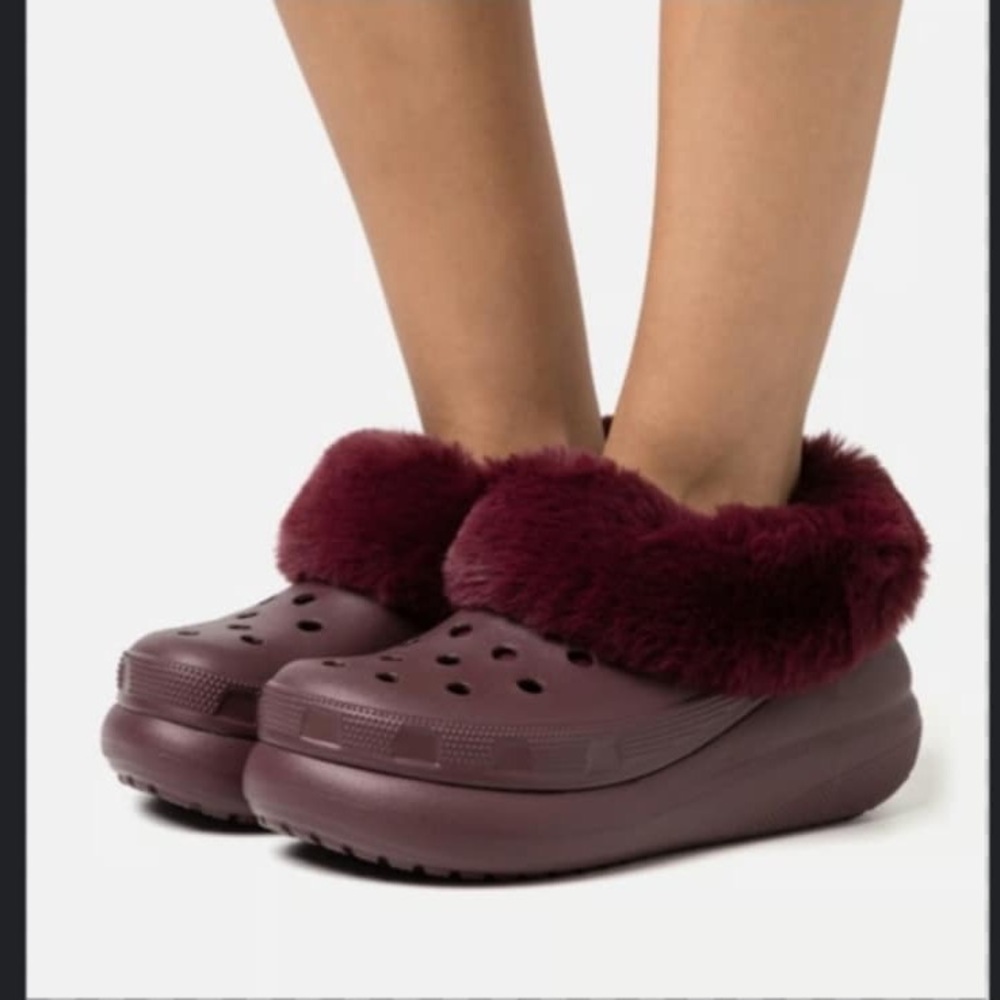 Crocs Furever Crush Lined Platform Clogs - Dark Cherry - Wmns sz 7